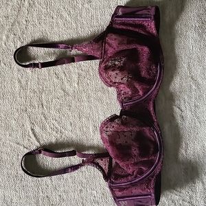 Victoria's secret bra, 36B